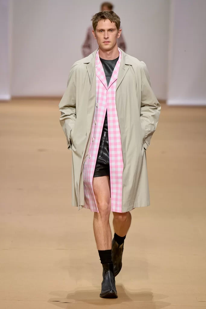 Prada mens spring 2023 credit gorunway