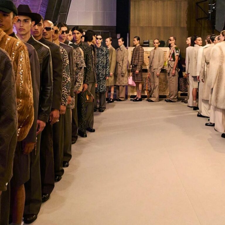 Fashion: guide and latest stories