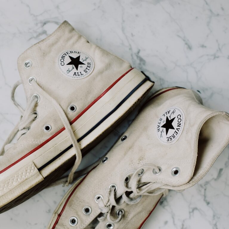Como Mantener las Zapatillas Blancas en Perfecto Estado