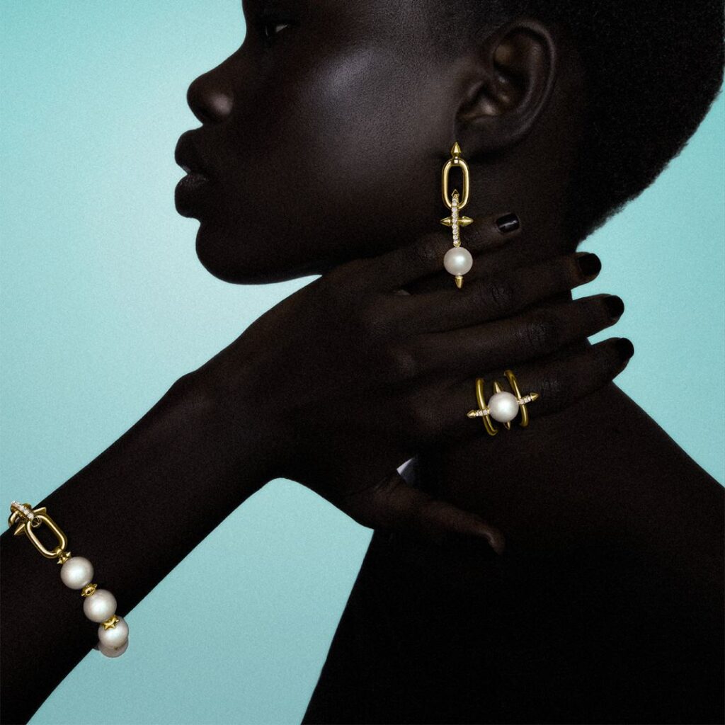 Tiffany Titan por Pharrell Williams: Joyas que Redefinen la Elegancia Moderna