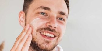 Rutinas de cuidado de la piel para la estación lluviosa - Skincare routines for the rainy season