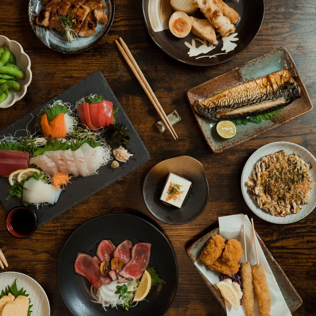 Cena japonesa balanceada el secreto para una alimentación saludable