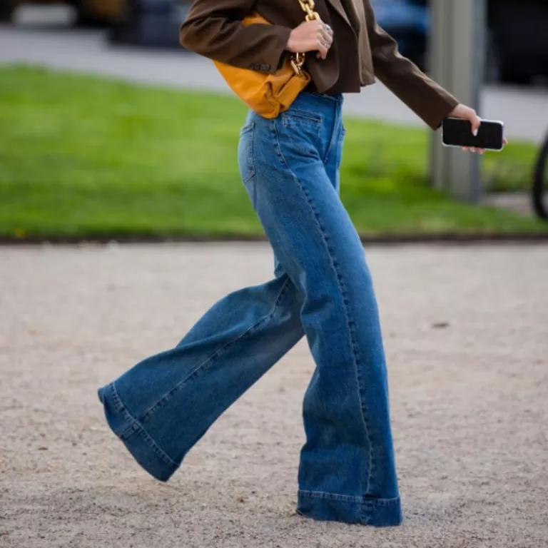 7 pantalones acampanados