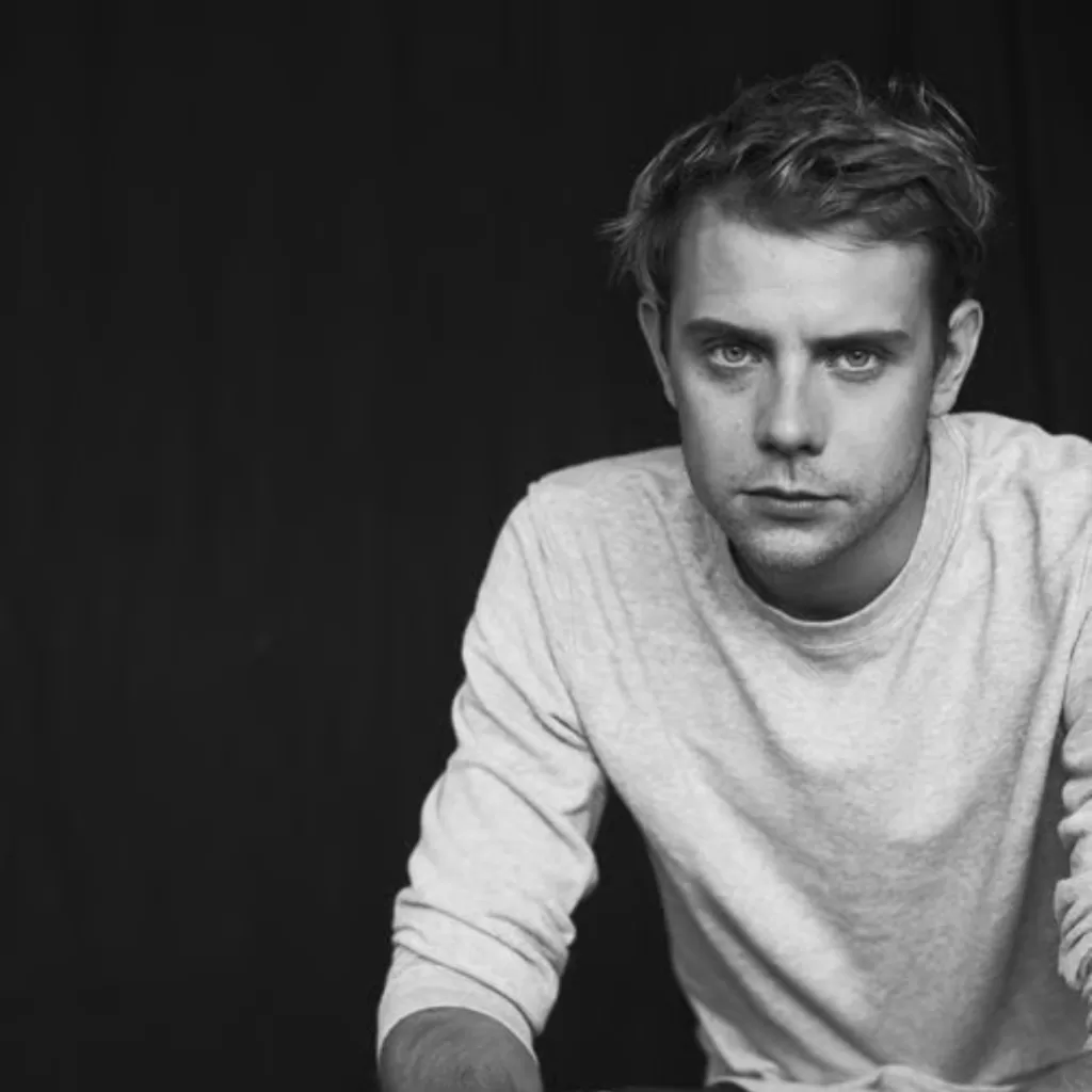 Jonathan Anderson nuevo director artístico Dior Men su llegada a Dior revoluciona la moda masculina