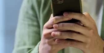 Viaje de compra Gen Z del embudo al deseo con sentido IC