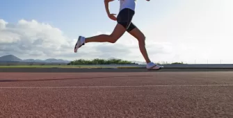 Correr en silencio el gesto íntimo que ordena el día IC